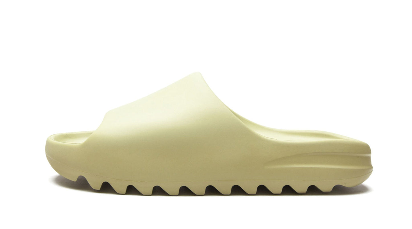 Yeezy Slide "Resin 2021"