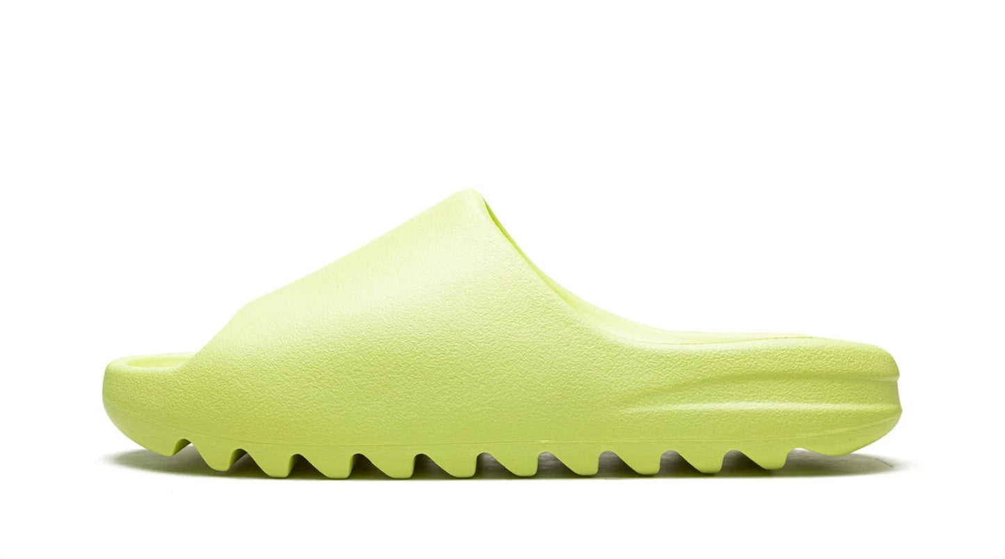 Yeezy Slide "Glow"