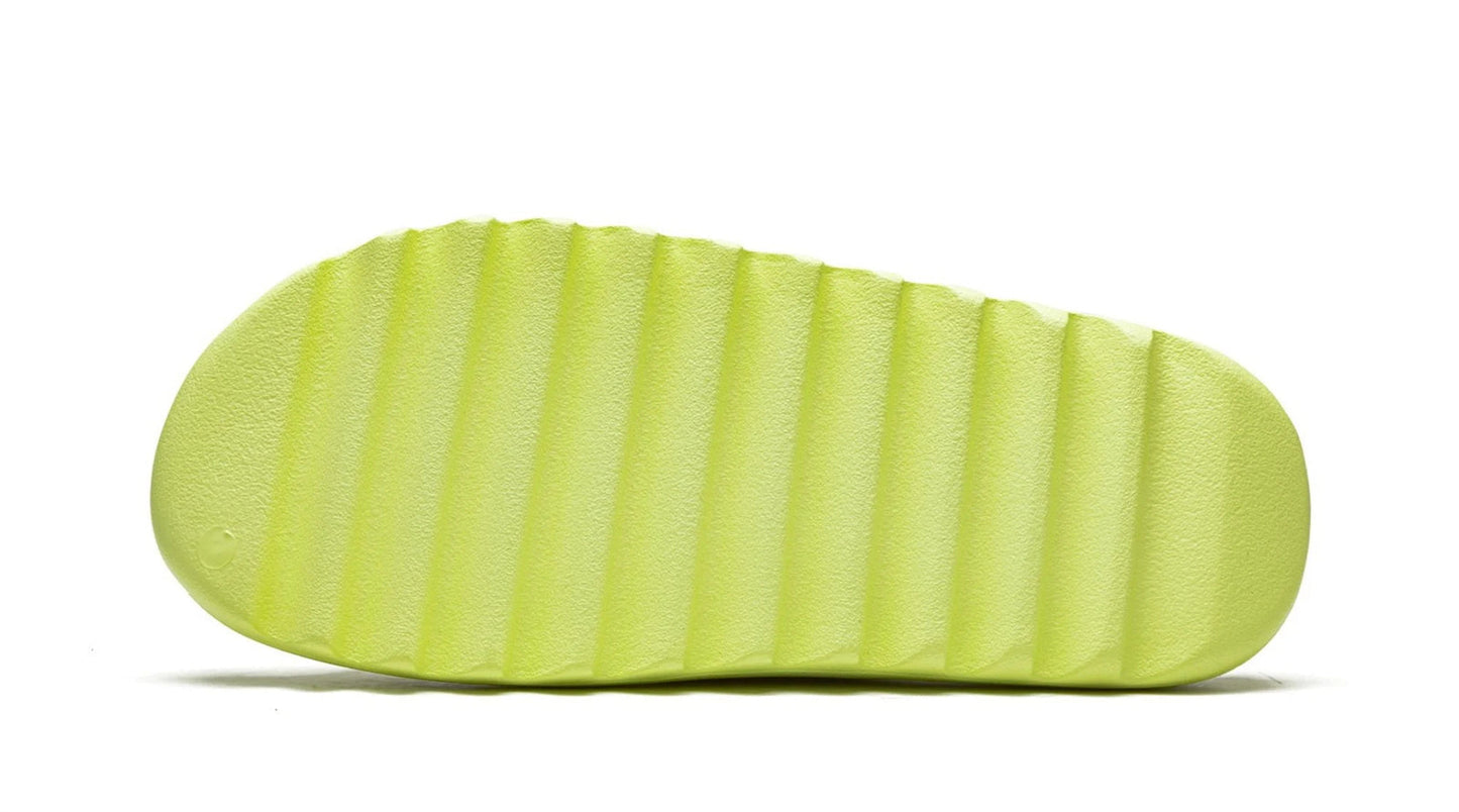 Yeezy Slide "Glow"
