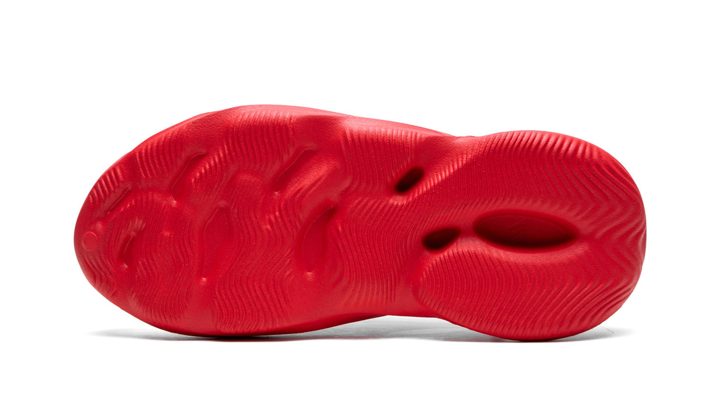 Yeezy FOAM RUNNER "Vermillion"