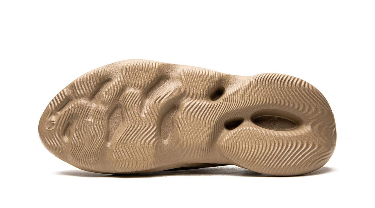 Yeezy FOAM RUNNER "Mist"