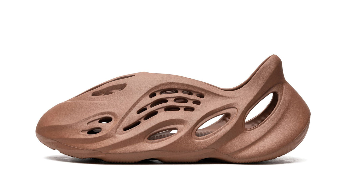 Yeezy FOAM RUNNER "Flax"