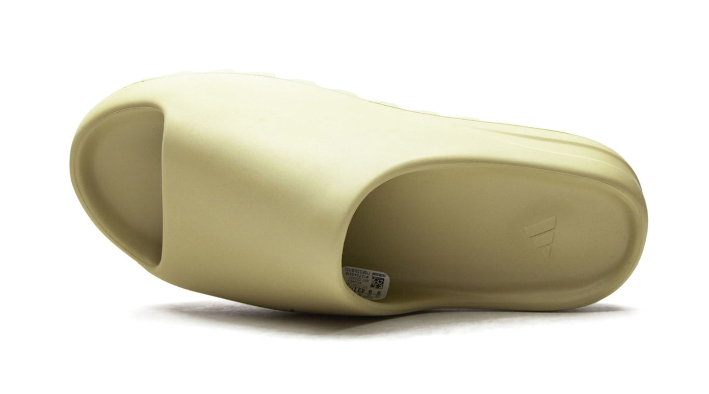 Yeezy Slide "Resin 2021"